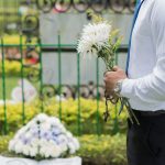 Quale sepoltura scegliere: come organizzare i funerali